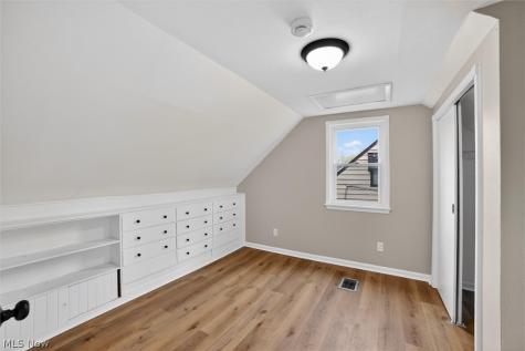 681 E 258th Street Euclid OH 44132