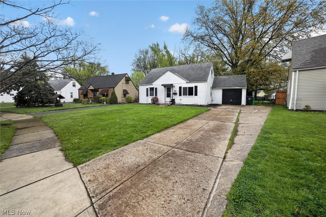681 E 258th Street Euclid OH 44132