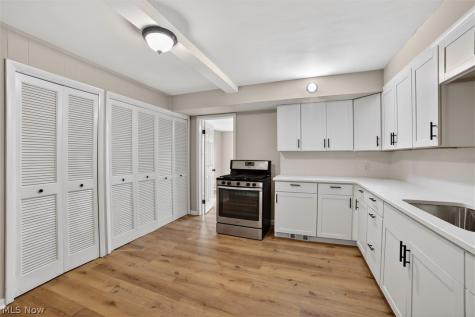 681 E 258th Street Euclid OH 44132
