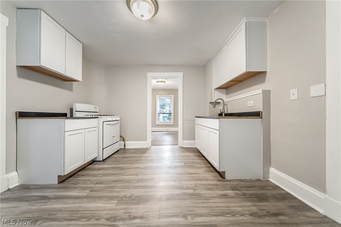 2036 Lark Street Lakewood OH 44107