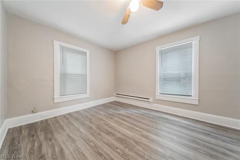 2036 Lark Street Lakewood OH 44107
