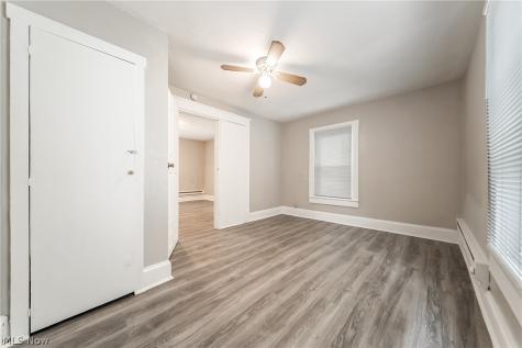 2036 Lark Street Lakewood OH 44107