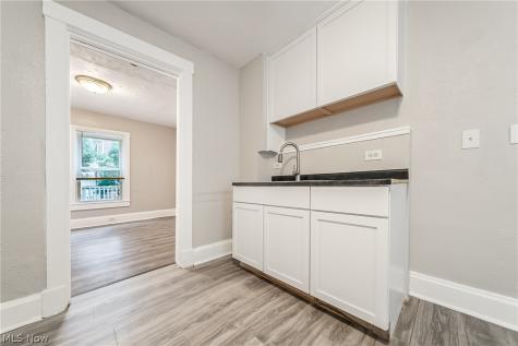 2036 Lark Street Lakewood OH 44107