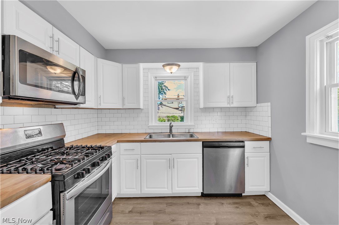 19409 Raymond Street Maple Heights OH 44137