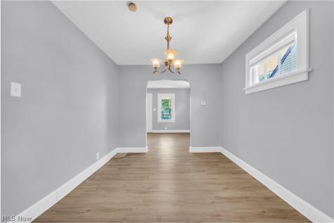 19409 Raymond Street Maple Heights OH 44137