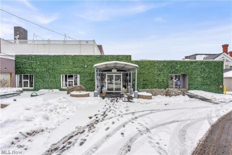 797 E Market Street Akron OH 44305