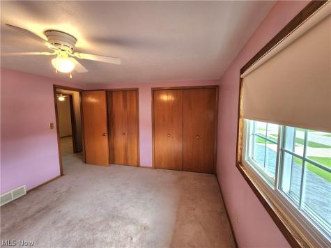 2908 Bowmen Lane Parma OH 44134