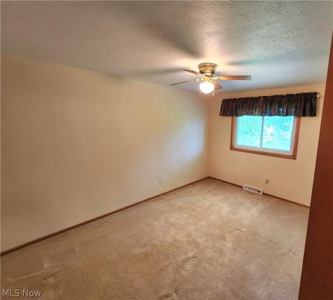 2908 Bowmen Lane Parma OH 44134