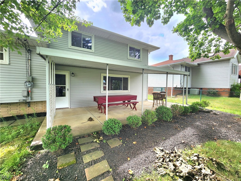 2908 Bowmen Lane Parma OH 44134