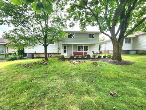 2908 Bowmen Lane Parma OH 44134