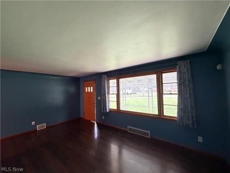 3135 Estates Circle Youngstown OH 44511