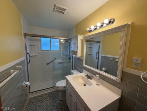 3135 Estates Circle Youngstown OH 44511