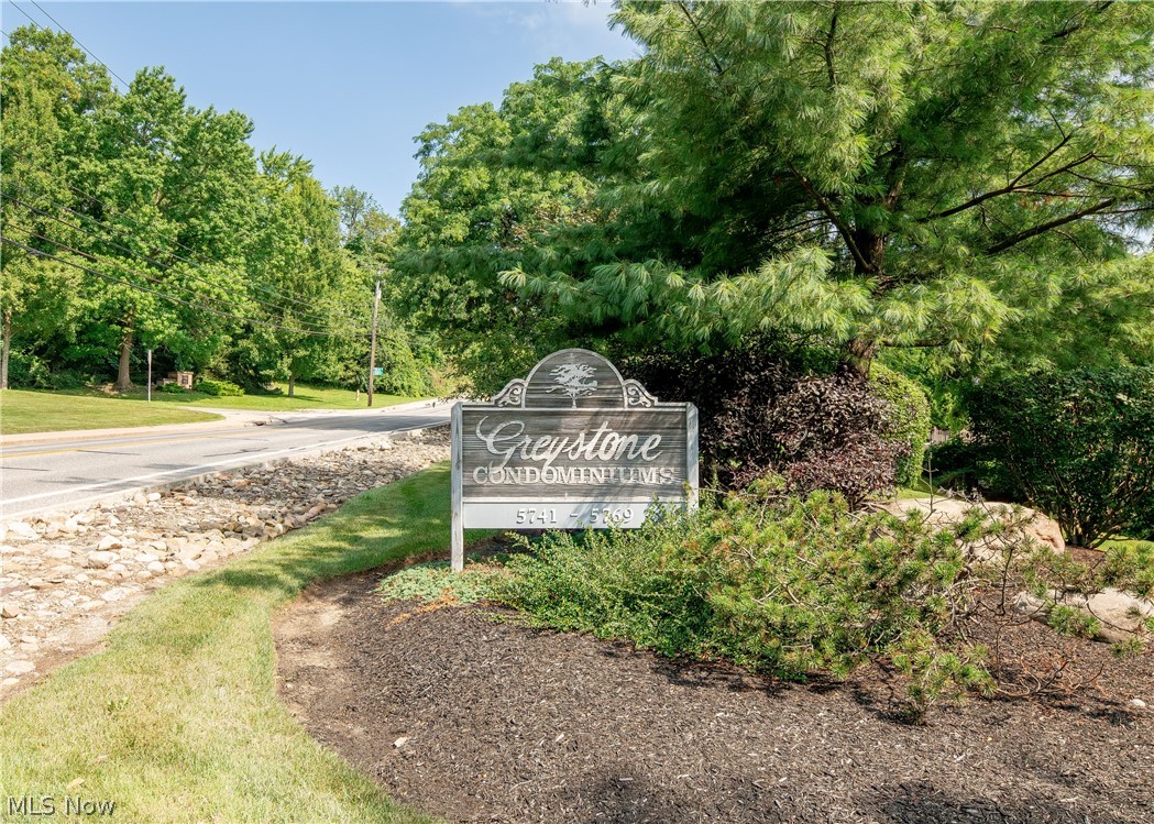 5751 Som Center Road Solon OH 44139