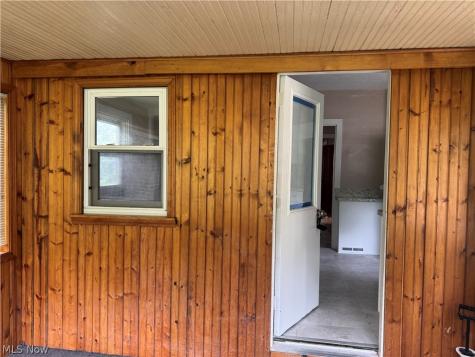 6917 Daisy Avenue Brecksville OH 44141