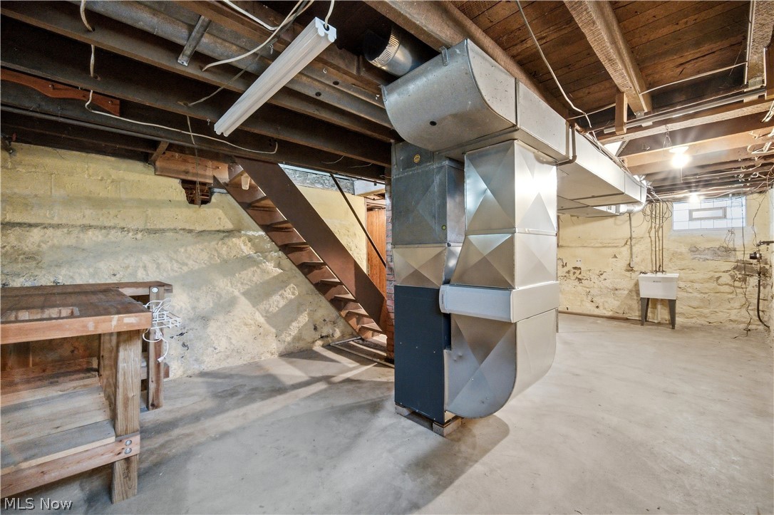 6917 Daisy Avenue Brecksville OH 44141