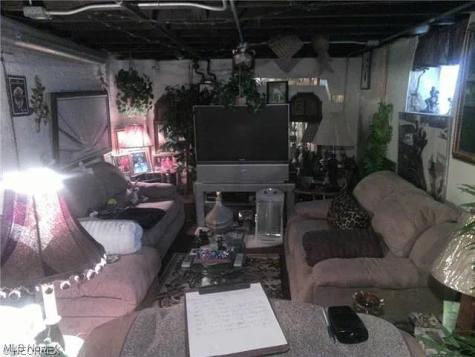 1316 E 91st Street Cleveland OH 44106