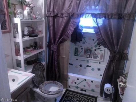 1316 E 91st Street Cleveland OH 44106