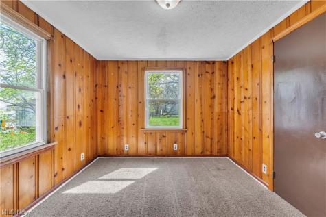 5461 Clement Avenue Maple Heights OH 44137