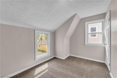 5461 Clement Avenue Maple Heights OH 44137