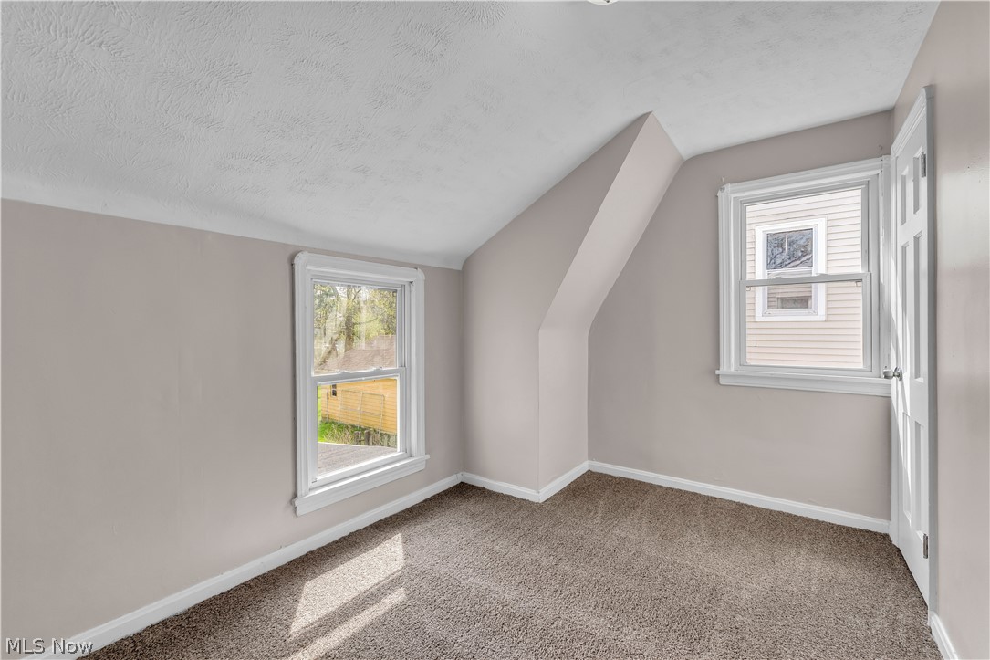 5461 Clement Avenue Maple Heights OH 44137