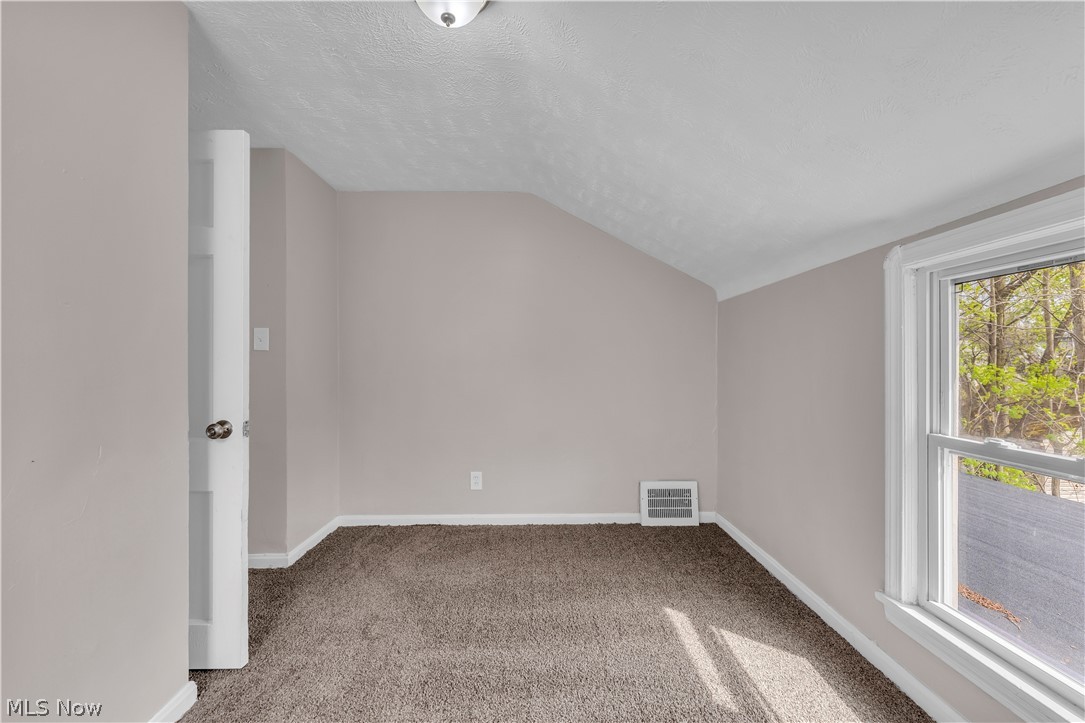 5461 Clement Avenue Maple Heights OH 44137