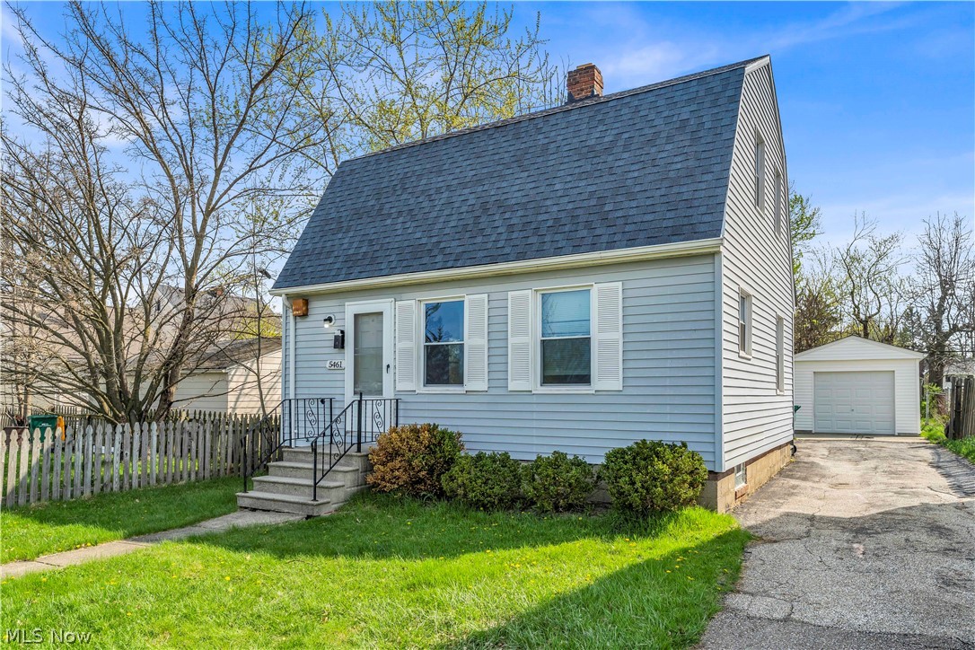 5461 Clement Avenue Maple Heights OH 44137