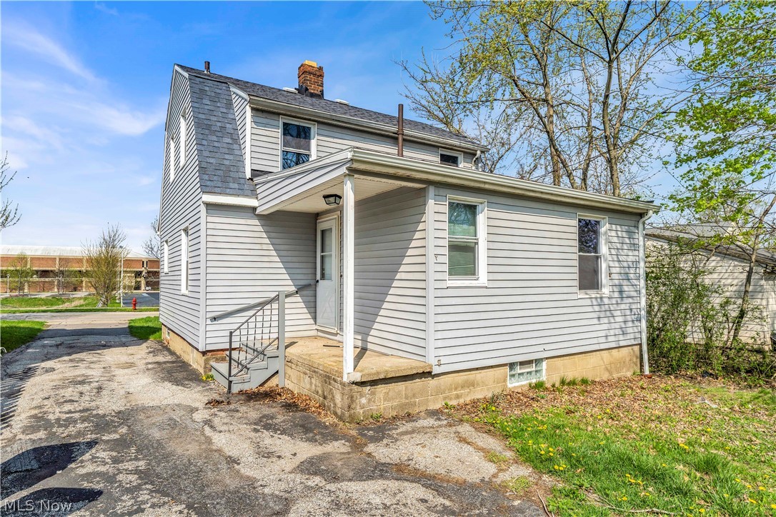 5461 Clement Avenue Maple Heights OH 44137