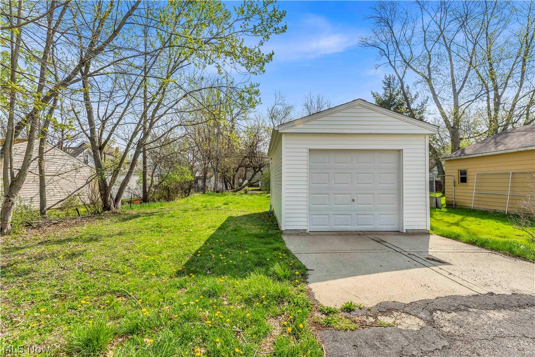 5461 Clement Avenue Maple Heights OH 44137