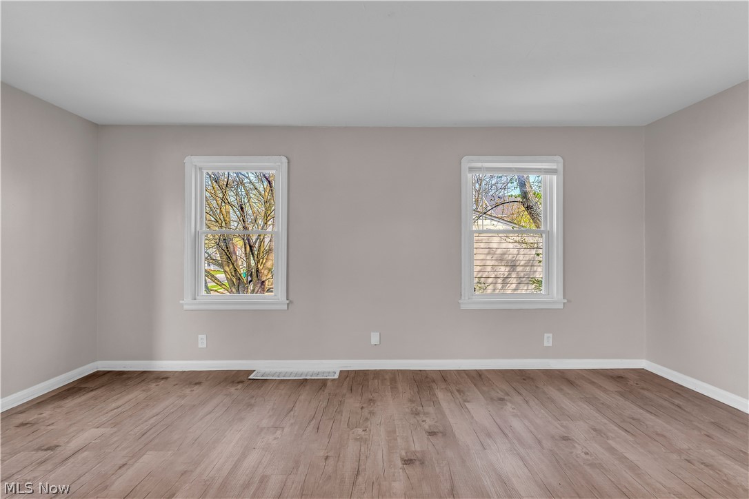 5461 Clement Avenue Maple Heights OH 44137