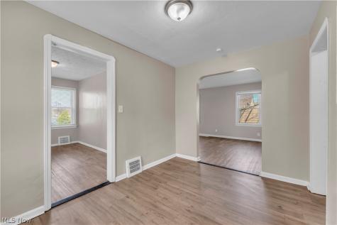 5461 Clement Avenue Maple Heights OH 44137