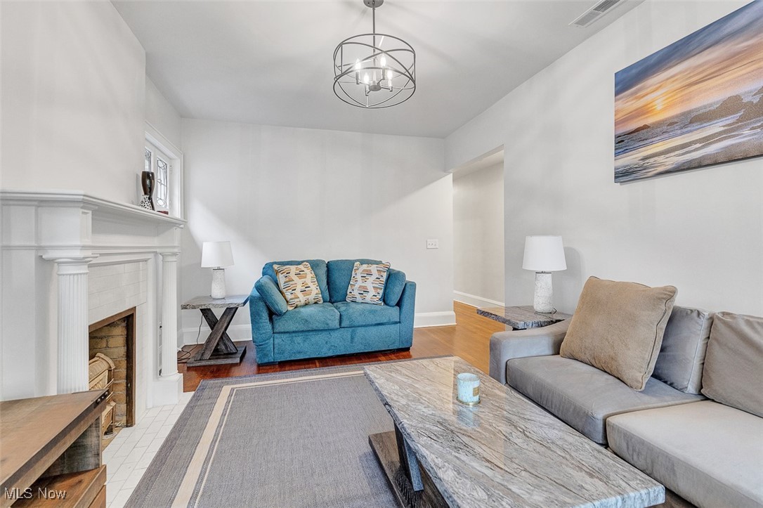 2257 Grandview Avenue Cleveland Heights OH 44106