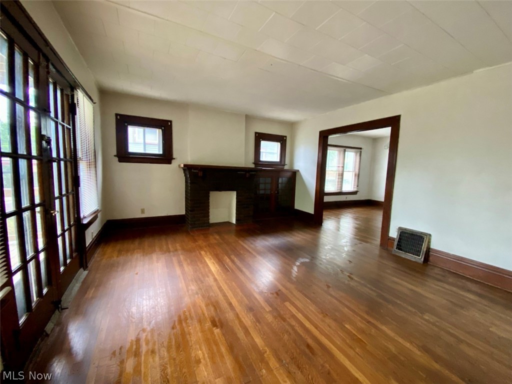 400 Cloverdale Avenue Akron OH 44302