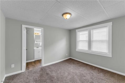 7210 Colgate Avenue Cleveland OH 44102