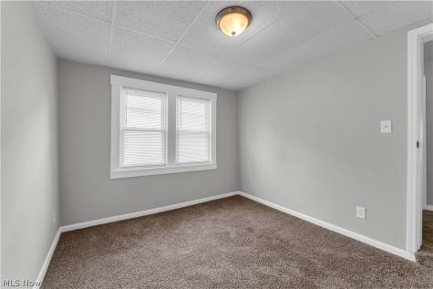 7210 Colgate Avenue Cleveland OH 44102