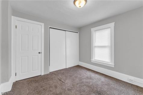 7210 Colgate Avenue Cleveland OH 44102