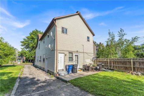 1873 W 47th Street Cleveland OH 44102