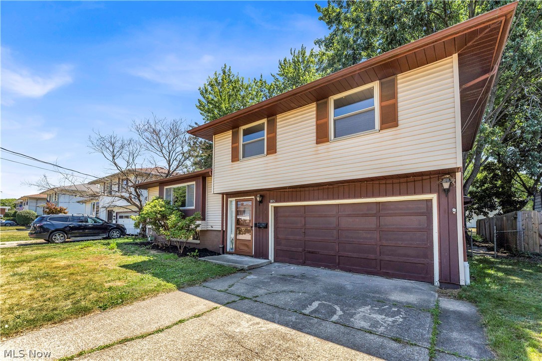 13575 Starlite Drive Brook Park OH 44142