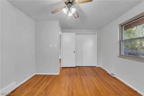 13575 Starlite Drive Brook Park OH 44142
