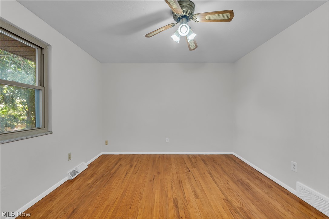 13575 Starlite Drive Brook Park OH 44142