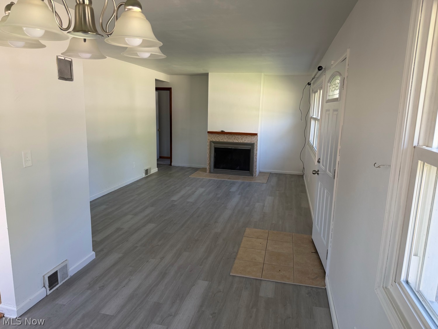 2915 Northwest Blvd., NW Warren OH 44485