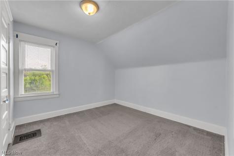 9903 Nicholas Avenue Cleveland OH 44102