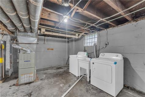 9903 Nicholas Avenue Cleveland OH 44102