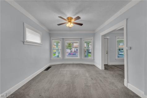 9903 Nicholas Avenue Cleveland OH 44102