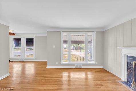 1187 Winston Road South Euclid OH 44121
