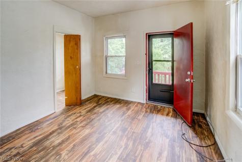 3467 E 149th Street Cleveland OH 44120