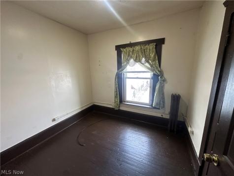 3074 W 25th Street Cleveland OH 44113