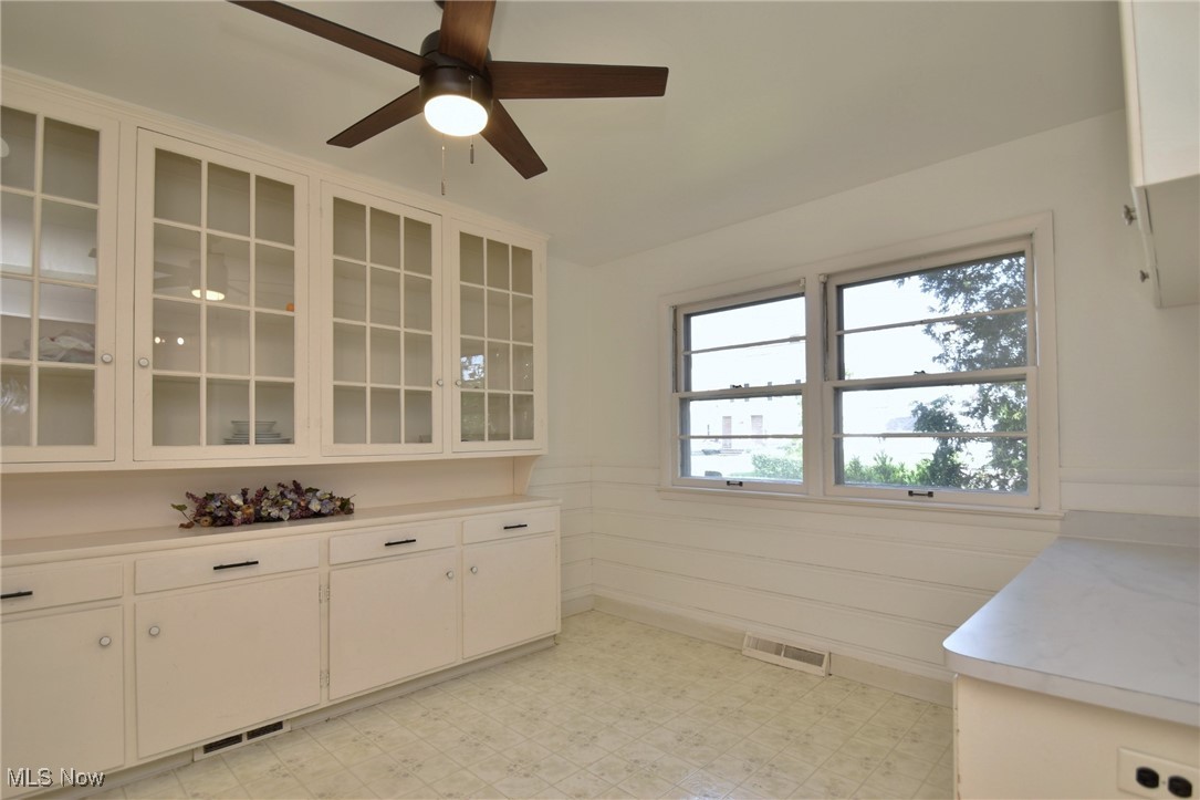 2288 S Green Road University Heights OH 44122