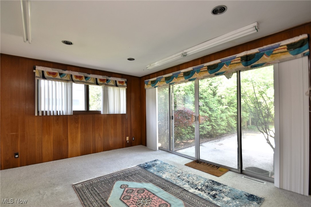 2288 S Green Road University Heights OH 44122