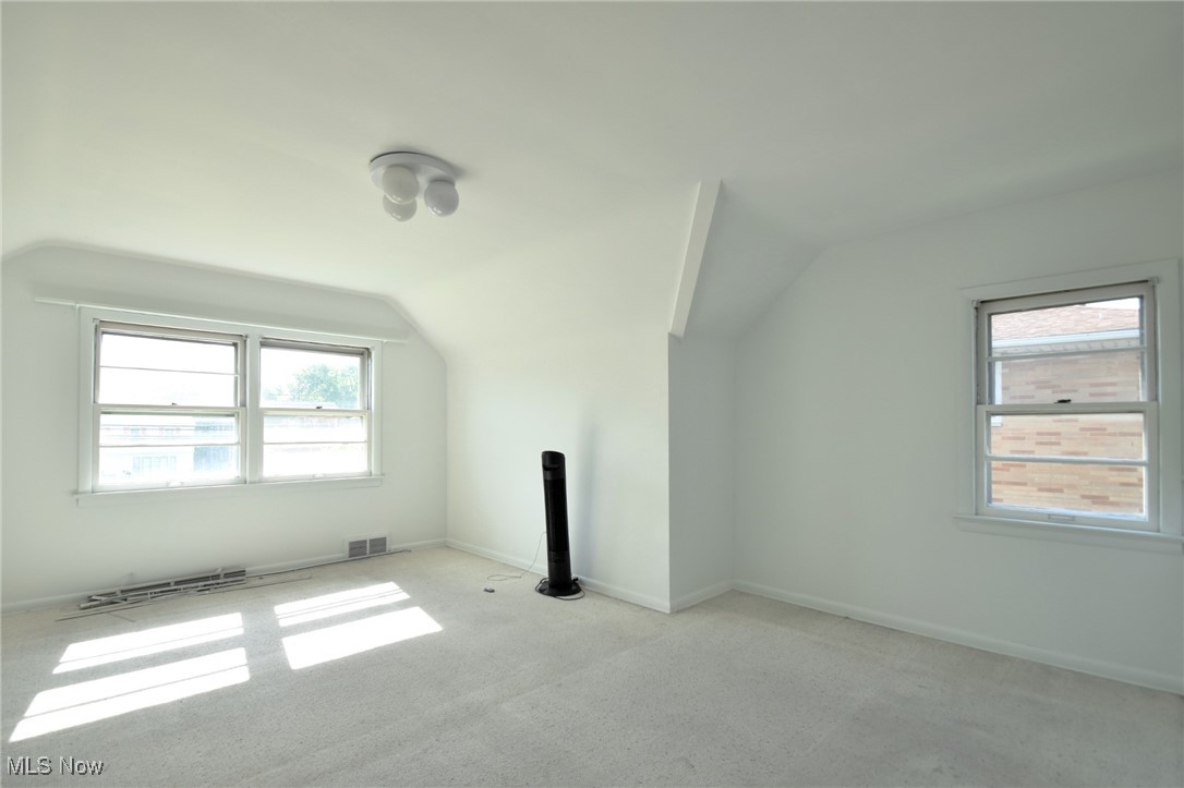 2288 S Green Road University Heights OH 44122