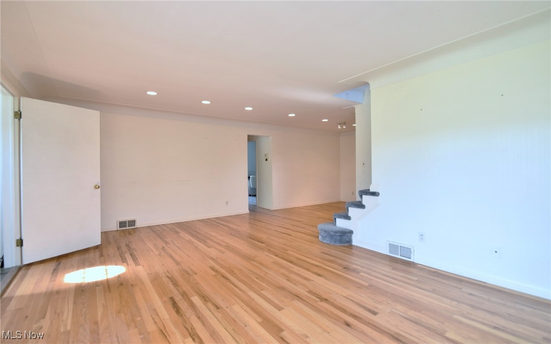 2288 S Green Road University Heights OH 44122